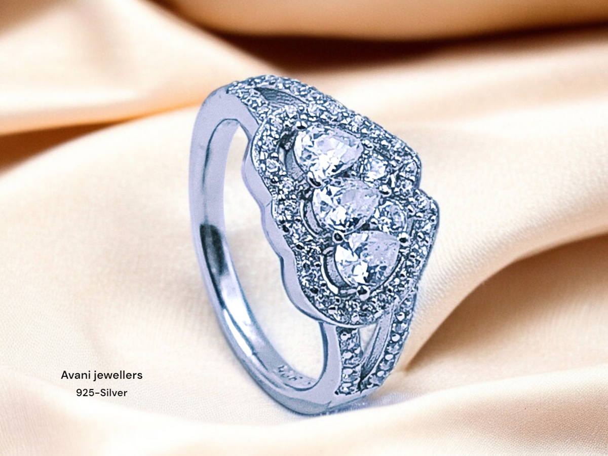 Silver Ladies Fancy Ring