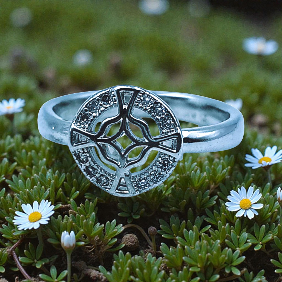 Silver Ladies Fancy Ring