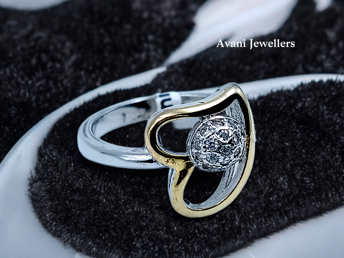 Silver Ladies Fancy Ring